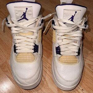 Jordan 4 Retro Metallic Purple